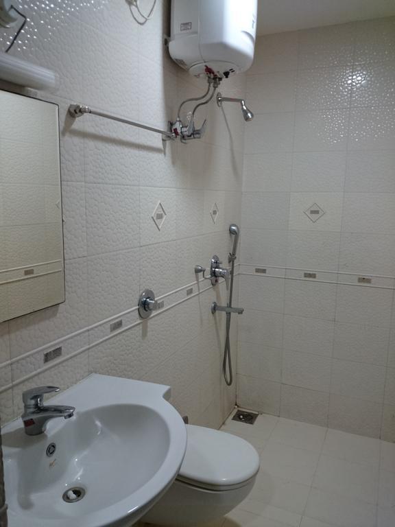 Hill Top International Port Blair Room photo
